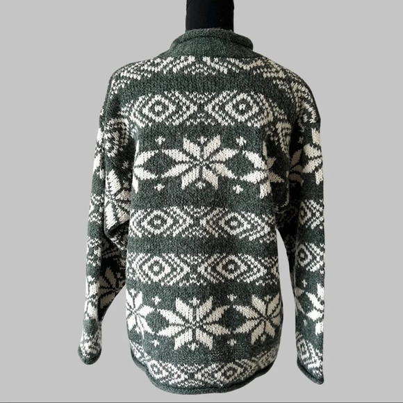 Vintage Daniel Hechter Snowflakes Wool  Blend Chunky Christmas Ugly Sweater - Picture 3 of 15